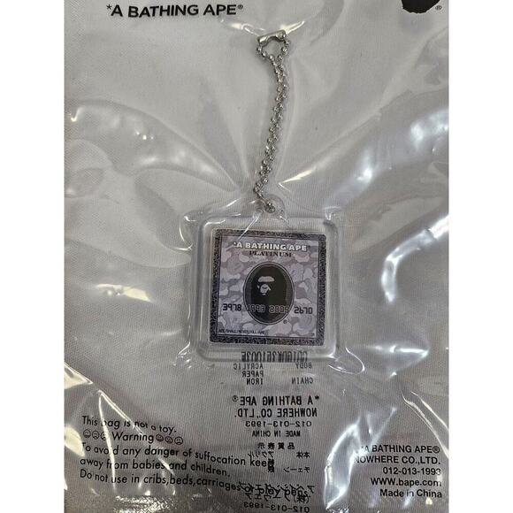 NEW Bape A Bathing Ape KEYCHAIN Accessory Purse Charm Key Fob AMEX Gray Camo NIP - Picture 1 of 4